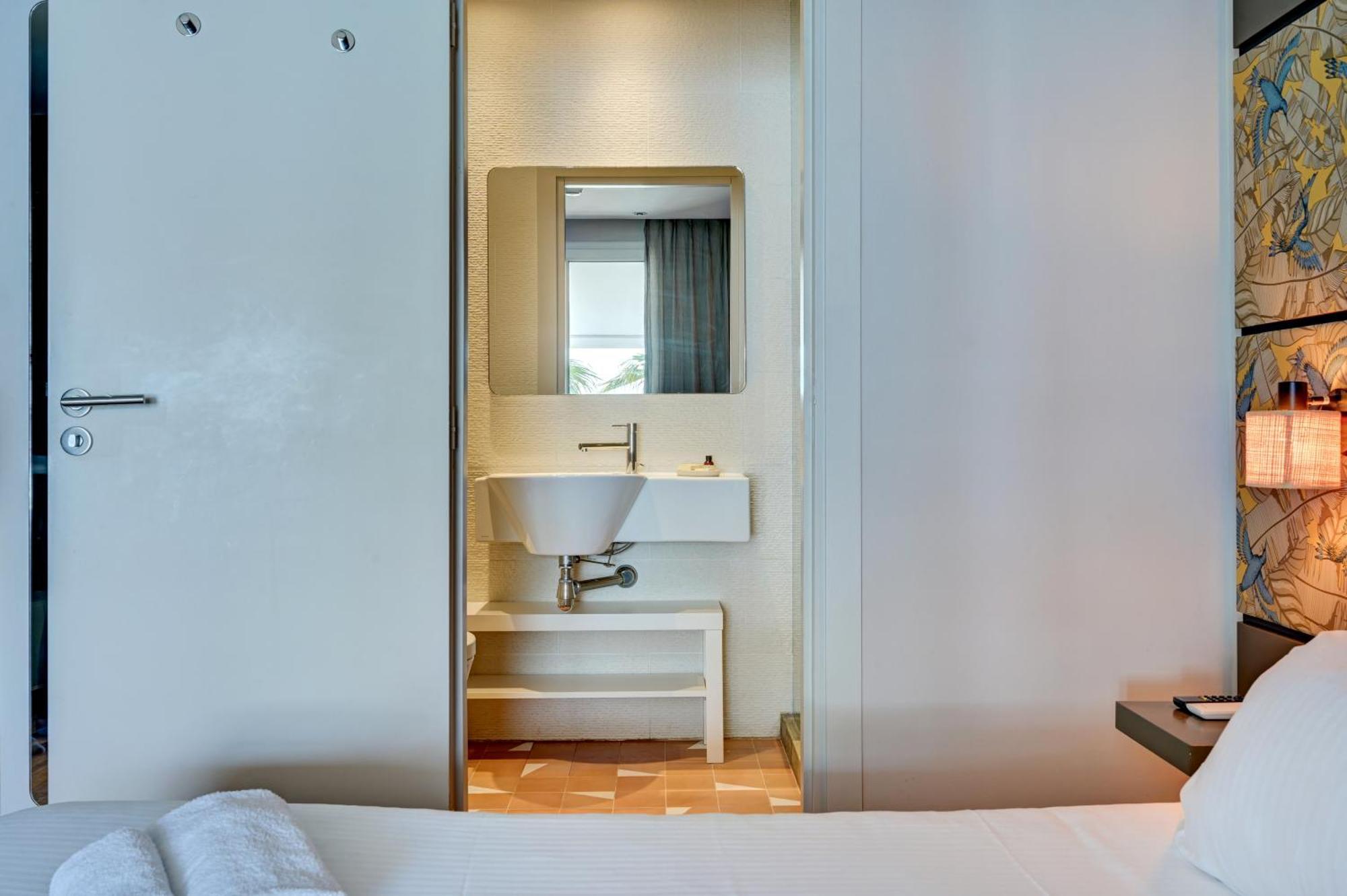 Hotel Bor Hyeres Luaran gambar