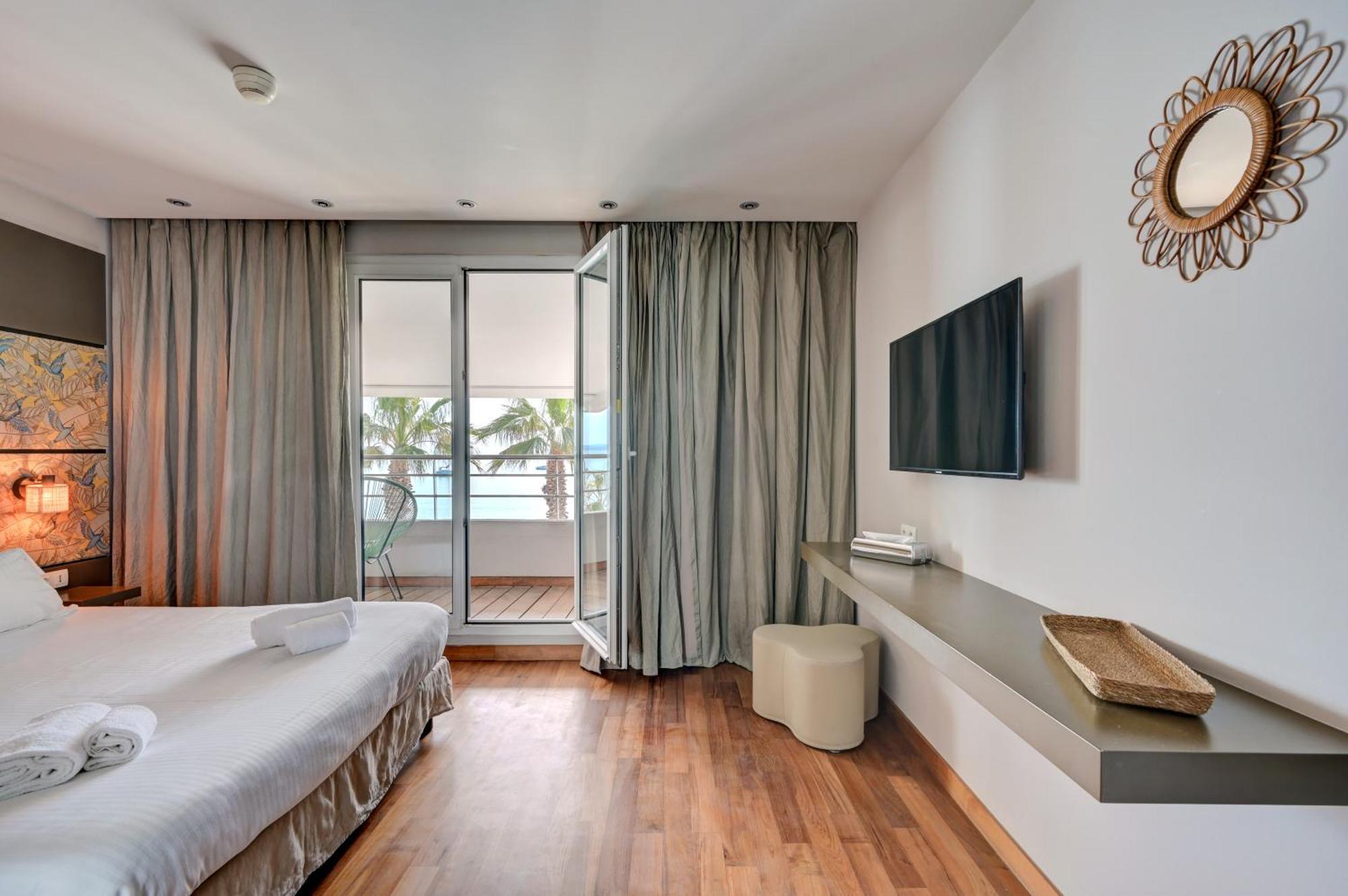 Hotel Bor Hyeres Luaran gambar